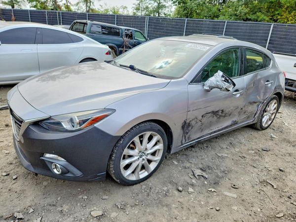 2016 MAZDA 3