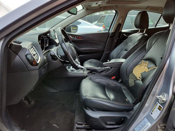2016 MAZDA 3