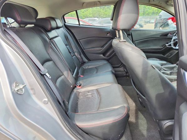 2016 MAZDA 3