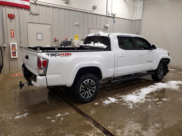 2021 TOYOTA TACOMA SR5