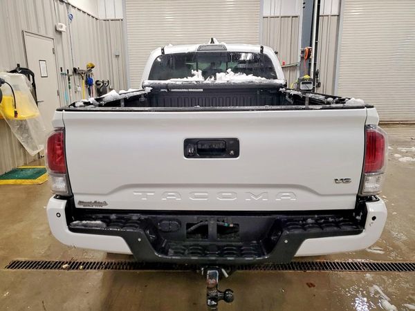 2021 TOYOTA TACOMA SR5