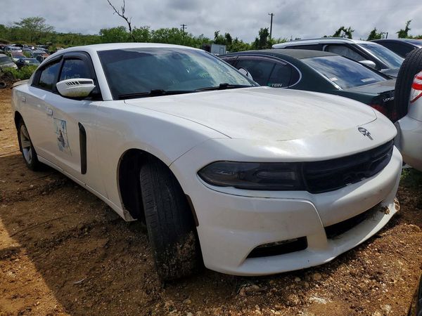 2016 DODGE CHARGER SXT RWD