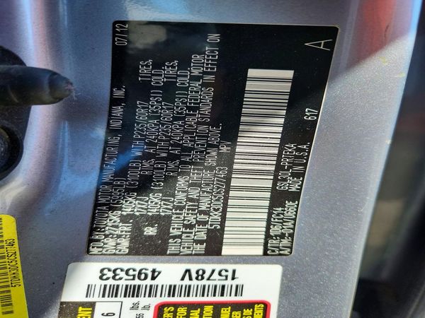 2012 TOYOTA SIENNA