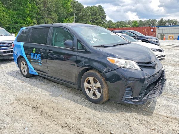 2020 TOYOTA SIENNA D grade — Passenger 3/4