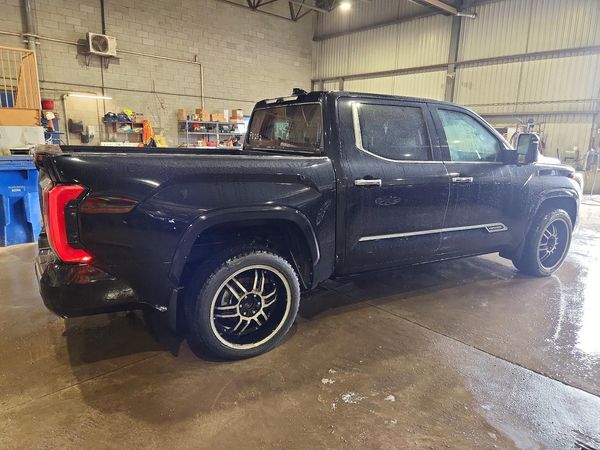 2023 TOYOTA TUNDRA Capstone