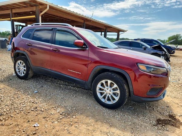 2019 JEEP CHEROKEE LATITUDE 4X4