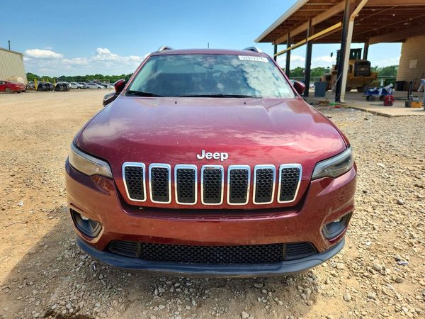 2019 JEEP CHEROKEE LATITUDE 4X4