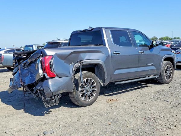 2024 TOYOTA TUNDRA Limited