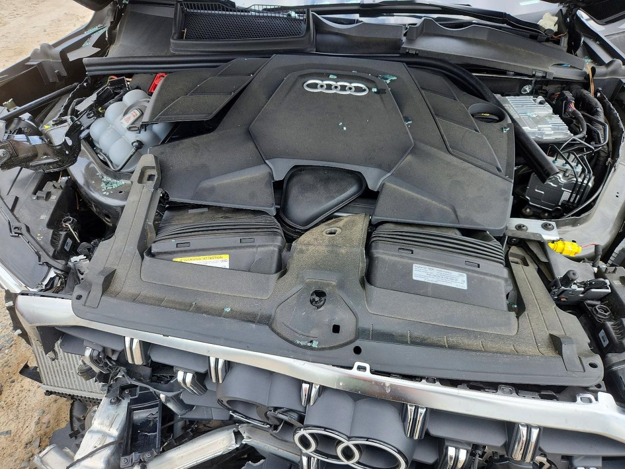 2025 AUDI Q7 quattro Premium Plus