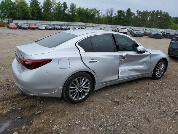 2018 INFINITI Q50