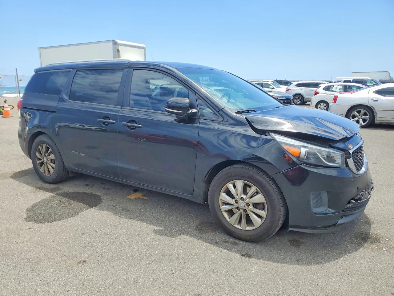 2016 KIA SEDONA LX - Middle-low