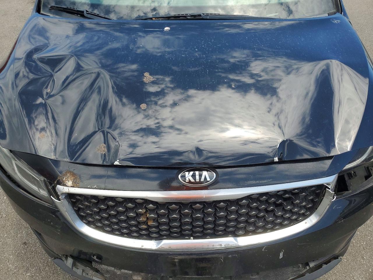 2016 KIA SEDONA LX - Middle-low