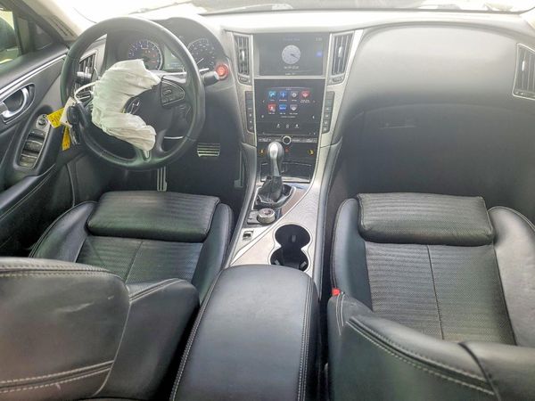 2015 INFINITI Q50