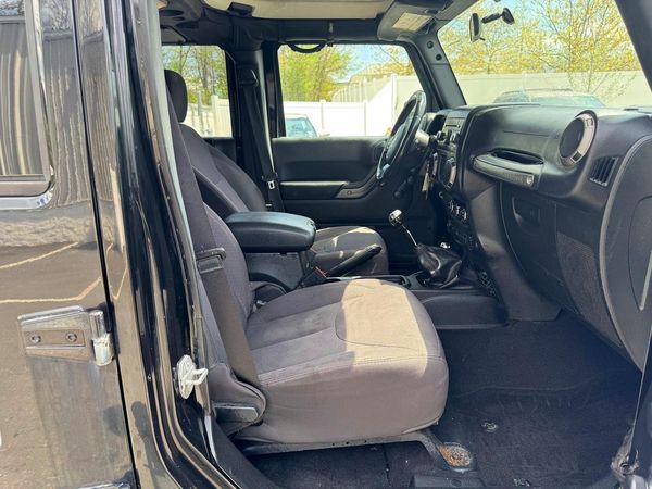2015 JEEP WRANGLER UNLIMITED SPORT 4X4