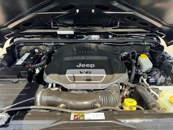 2015 JEEP WRANGLER UNLIMITED SPORT 4X4