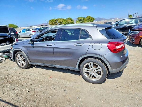 2016 MERCEDES-BENZ GLA GLA250-4M