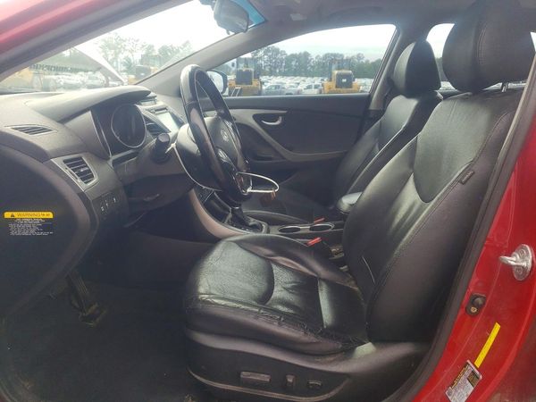 2015 HYUNDAI ELANTRA GLS(Middle)