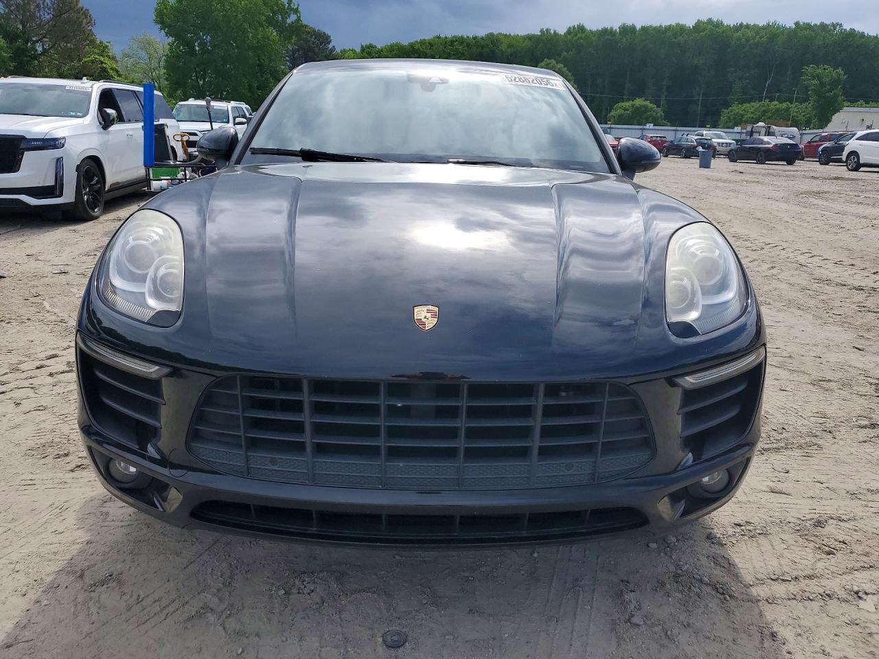 2017 PORSCHE MACAN