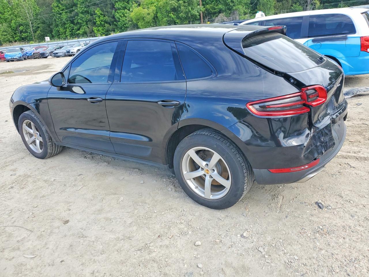 2017 PORSCHE MACAN