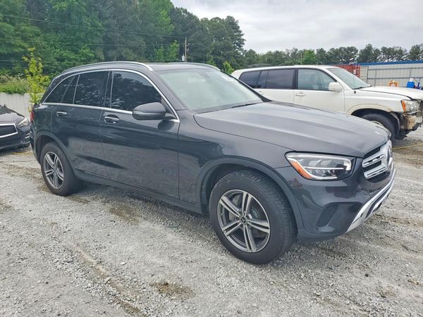2020 MERCEDES-BENZ GLC GLC300