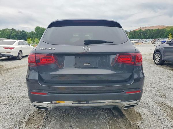 2020 MERCEDES-BENZ GLC GLC300