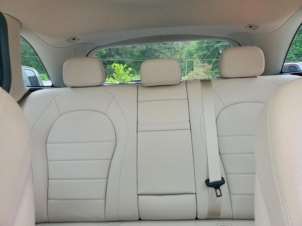 2020 MERCEDES-BENZ GLC GLC300