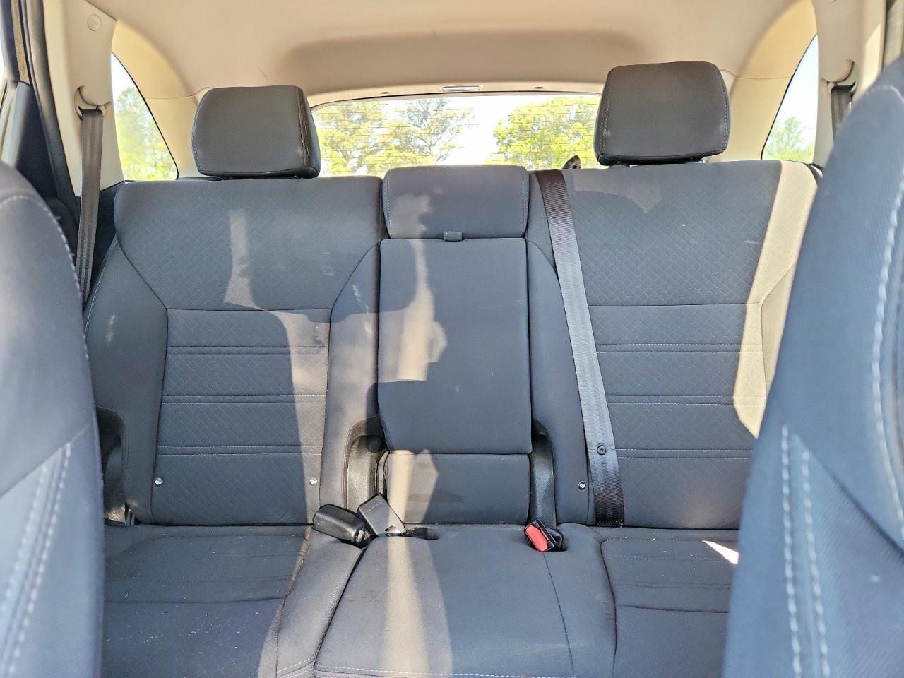 2017 KIA SORENTO L, LX