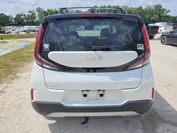 2024 KIA SOUL LX, S