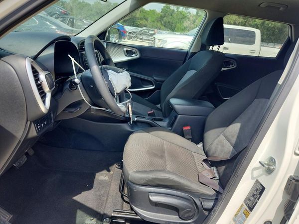 2024 KIA SOUL LX, S