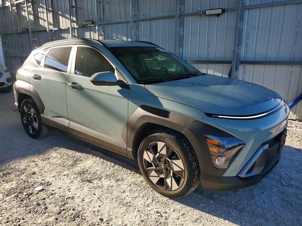 2024 HYUNDAI KONA SE