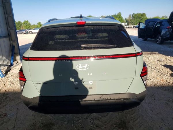 2024 HYUNDAI KONA SE
