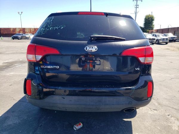 2015 KIA SORENTO GL