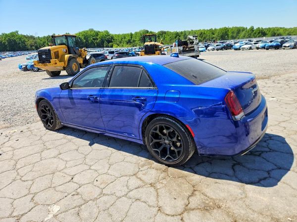 2019 CHRYSLER 300