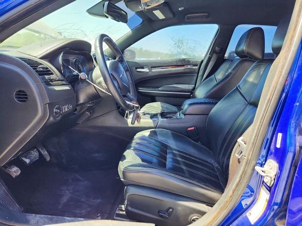 2019 CHRYSLER 300