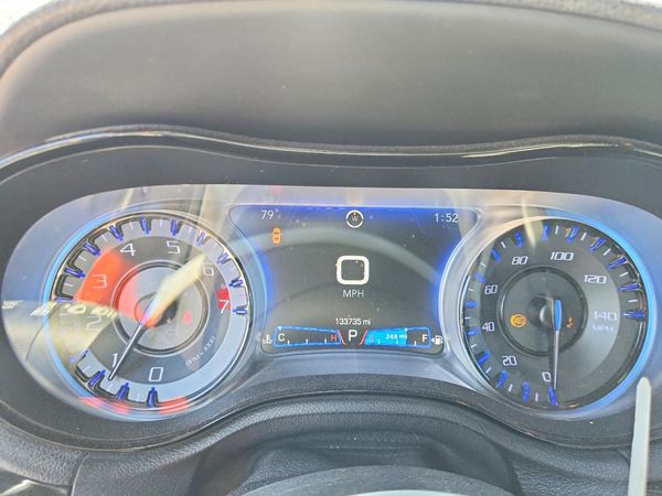 2019 CHRYSLER 300