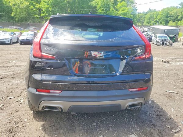 2020 CADILLAC XT4 Premium Luxury