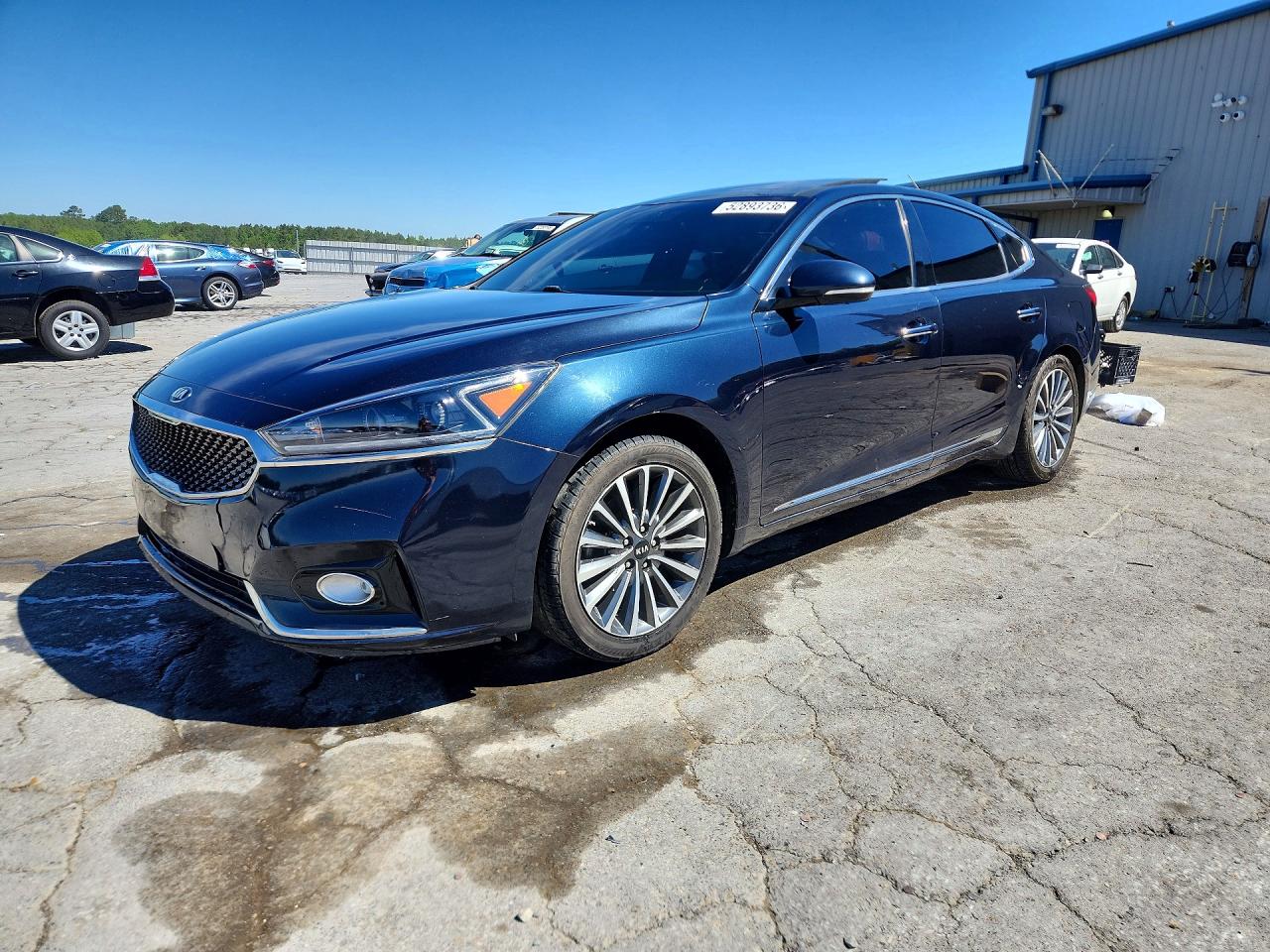 2018 KIA CADENZA