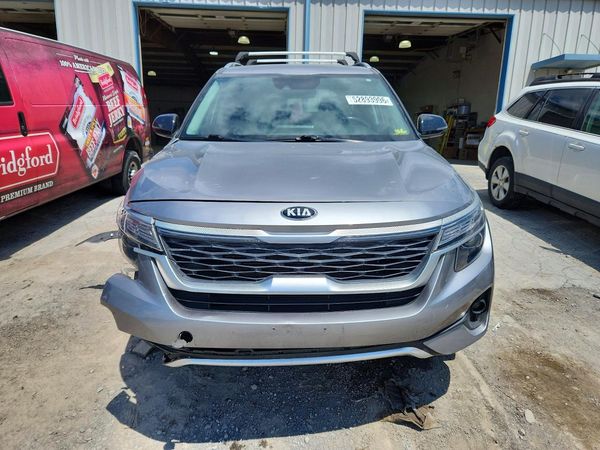 2021 KIA SELTOS EX