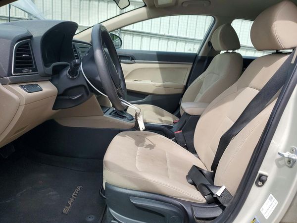 2018 HYUNDAI ELANTRA