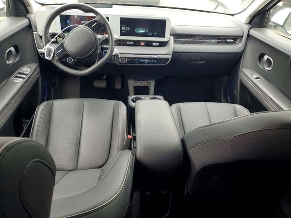 2024 HYUNDAI IONIQ