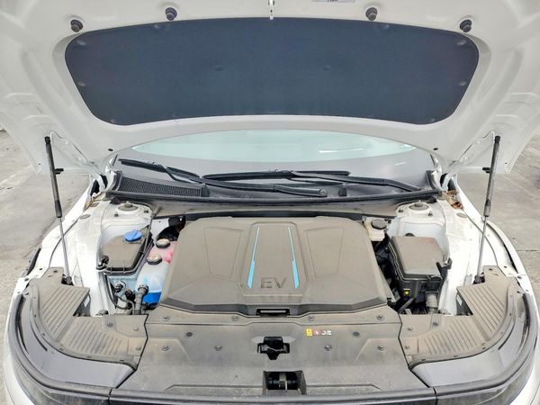 2024 HYUNDAI IONIQ