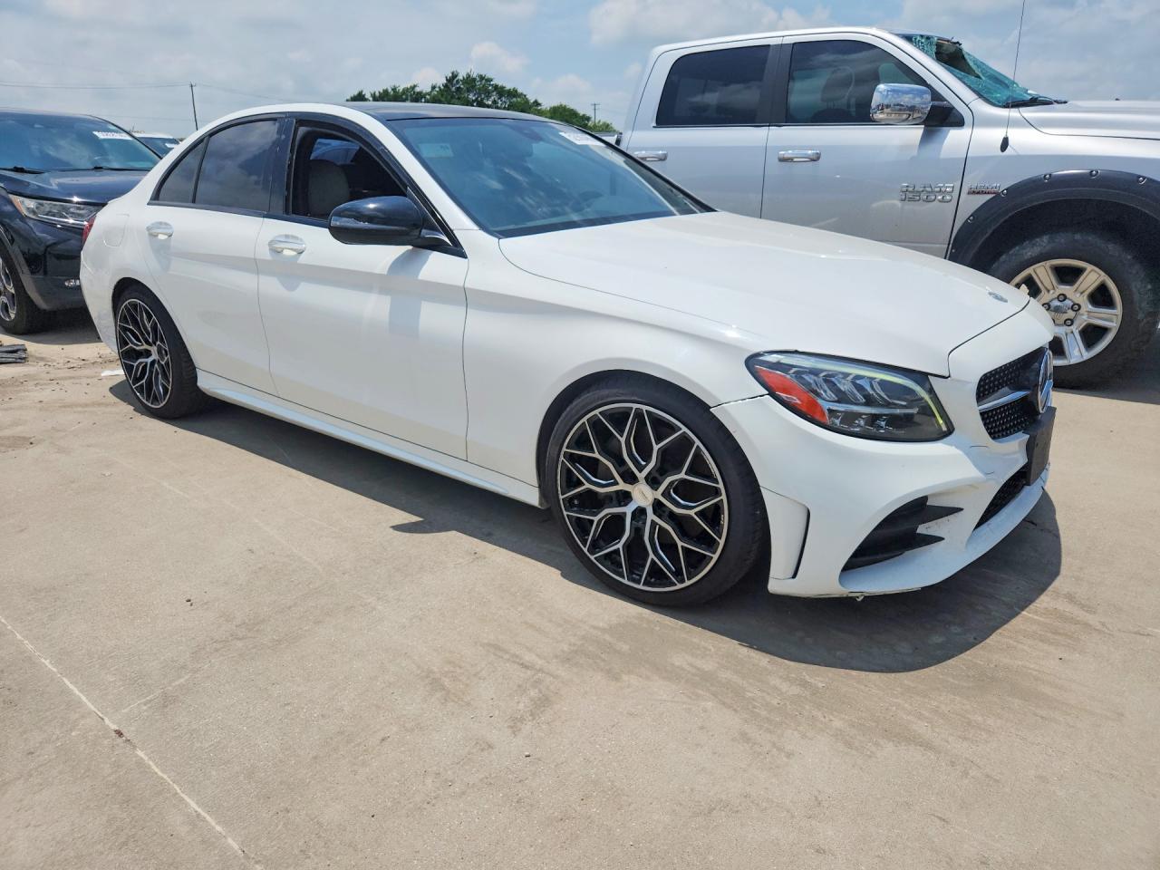2019 MERCEDES-BENZ C C300