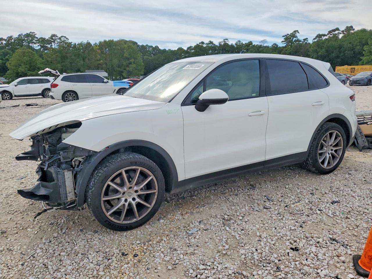 2019 PORSCHE CAYENNE