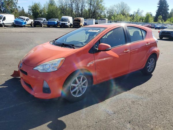 2013 TOYOTA PRIUS C TH