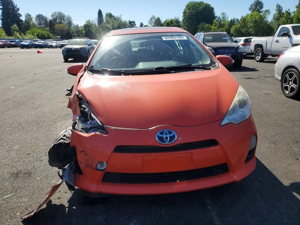 2013 TOYOTA PRIUS C TH