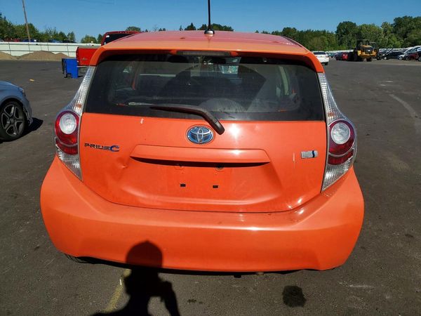 2013 TOYOTA PRIUS C TH