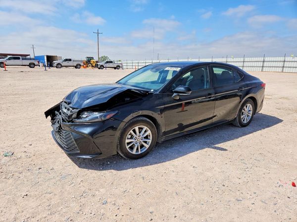 2025 TOYOTA CAMRY