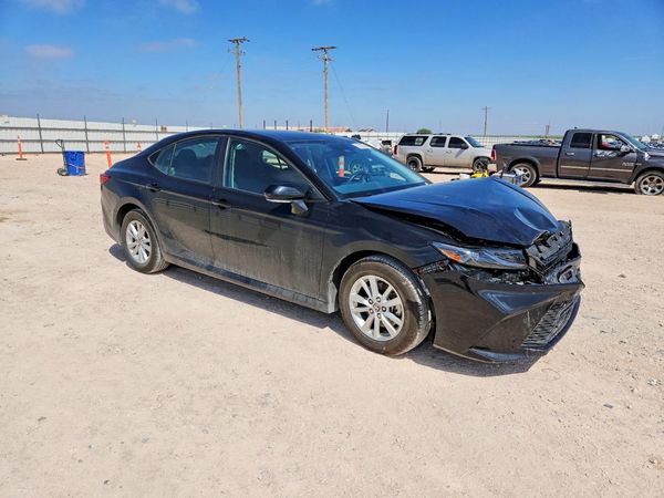 2025 TOYOTA CAMRY
