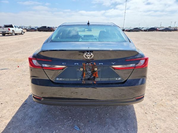 2025 TOYOTA CAMRY