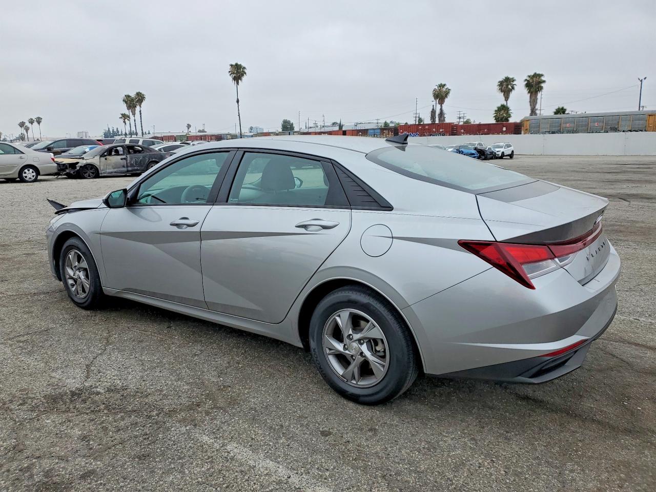 2021 HYUNDAI ELANTRA SE